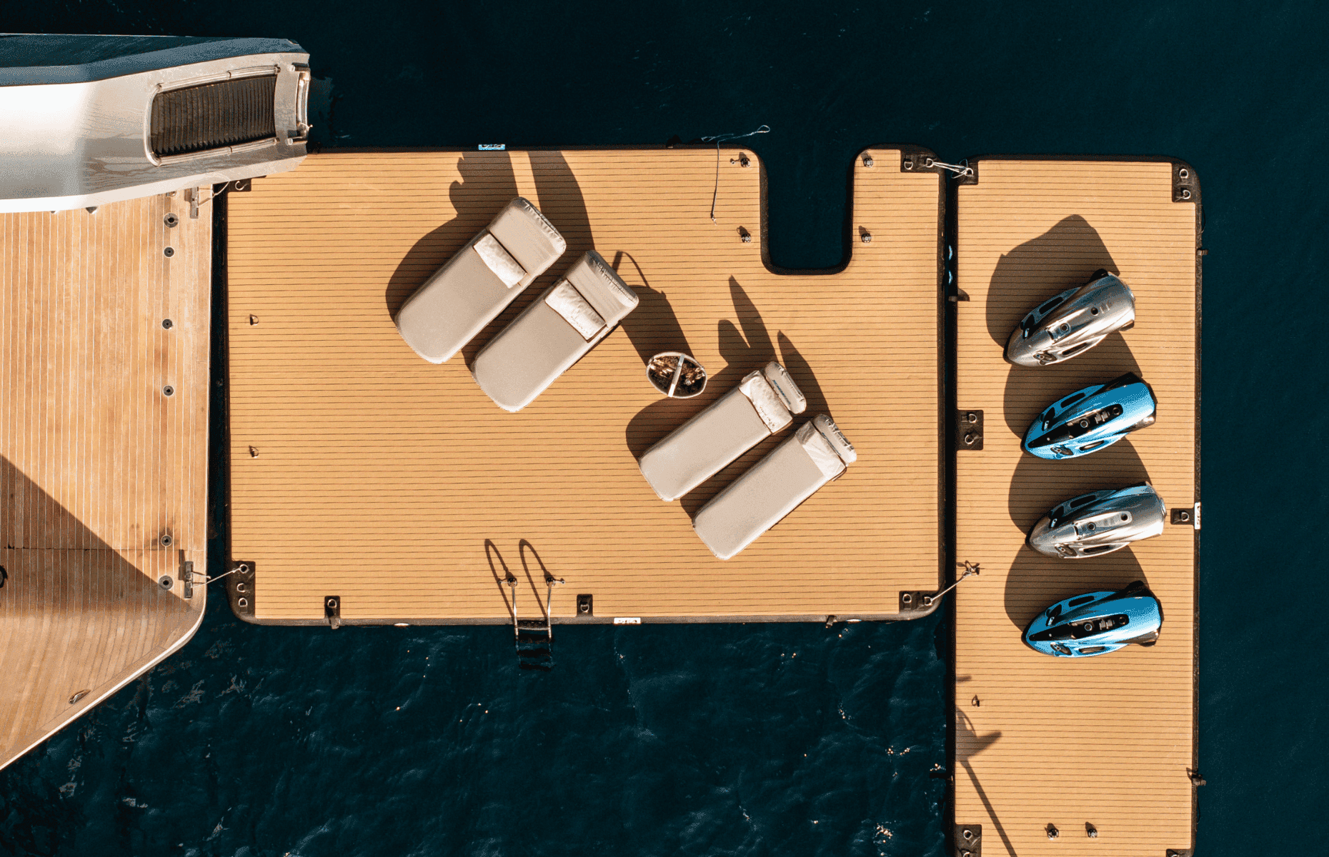 seabob docking | yacht lounge set