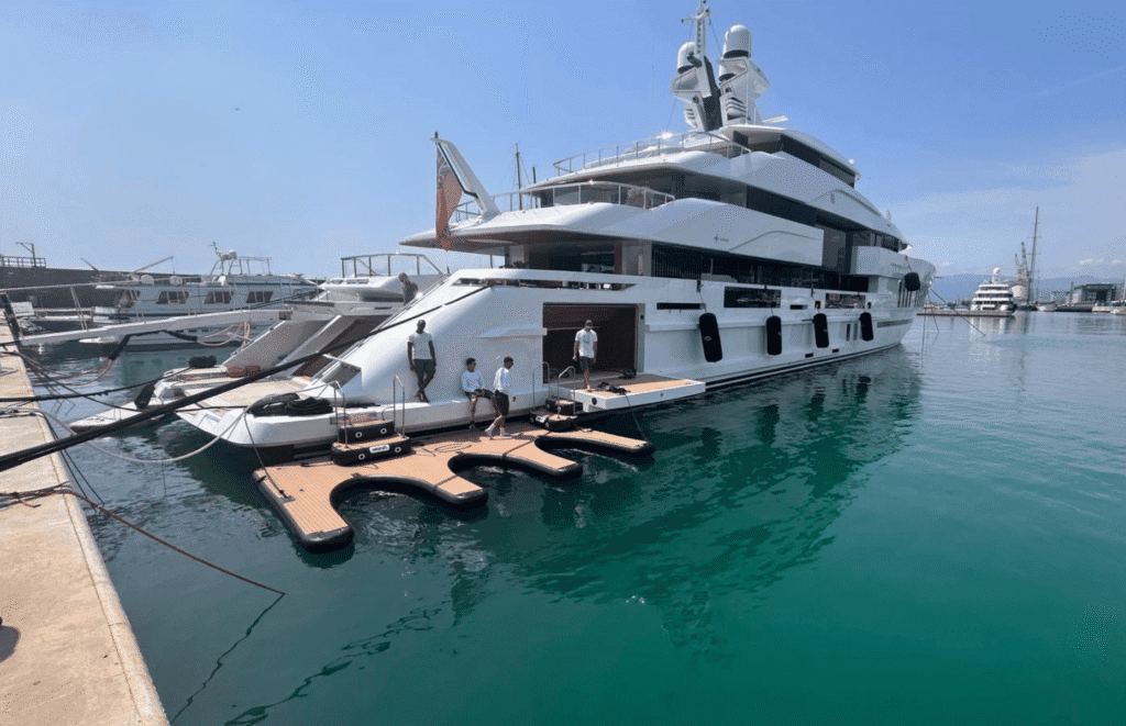 jet ski docking by searaft